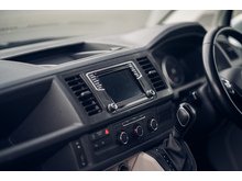 2.0 BiTDI T32 BlueMotion Tech Highline Kombi Double Cab 5dr Diesel DSG FWD SWB Euro 6 (s/s) (204 ps)