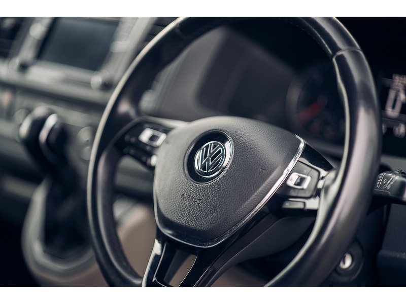 Volkswagen 2.0 BiTDI T32 BlueMotion Tech Highline Kombi Double Cab 5dr Diesel DSG FWD SWB Euro 6 (s/s) (204 ps)