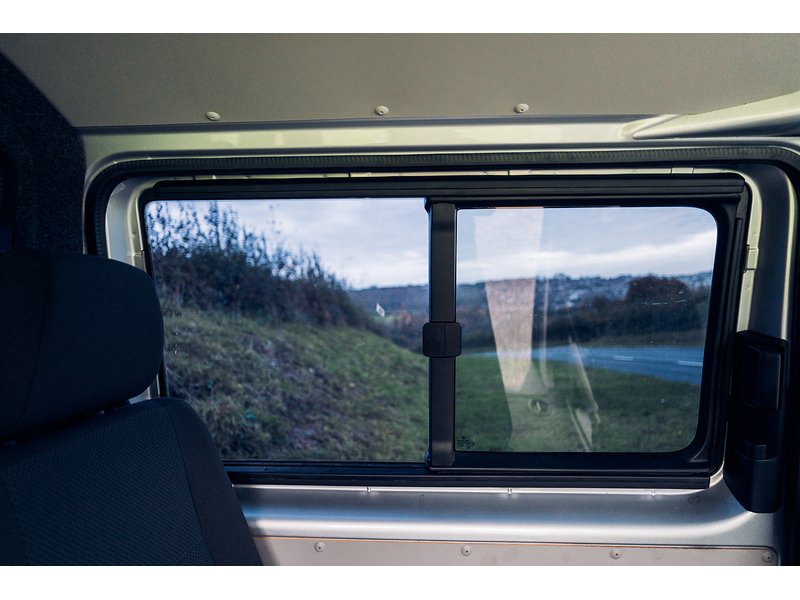 Volkswagen 2.0 BiTDI T32 BlueMotion Tech Highline Kombi Double Cab 5dr Diesel DSG FWD SWB Euro 6 (s/s) (204 ps)