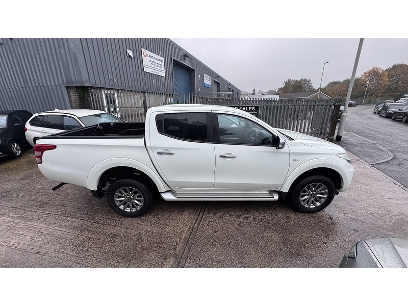 Mitsubishi 2.4 DI-D DC Titan Pickup Double Cab 4dr Diesel Manual 4WD Euro 6 (178 ps)