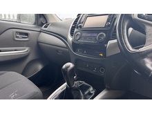 2.4 DI-D DC Titan Pickup Double Cab 4dr Diesel Manual 4WD Euro 6 (178 ps)