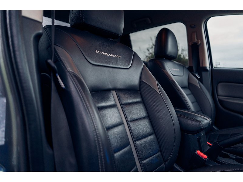 Mitsubishi 2.4 DI-D DC Barbarian Pickup Double Cab 4dr Diesel Auto 4WD Euro 6 (178 ps)