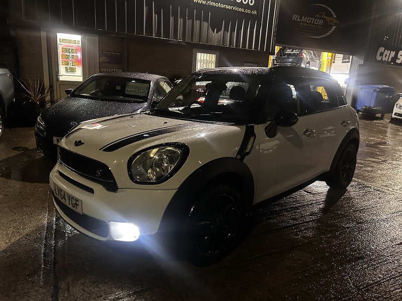 MINI 2.0 Cooper SD SUV 5dr Diesel Auto Euro 5 (143 ps)