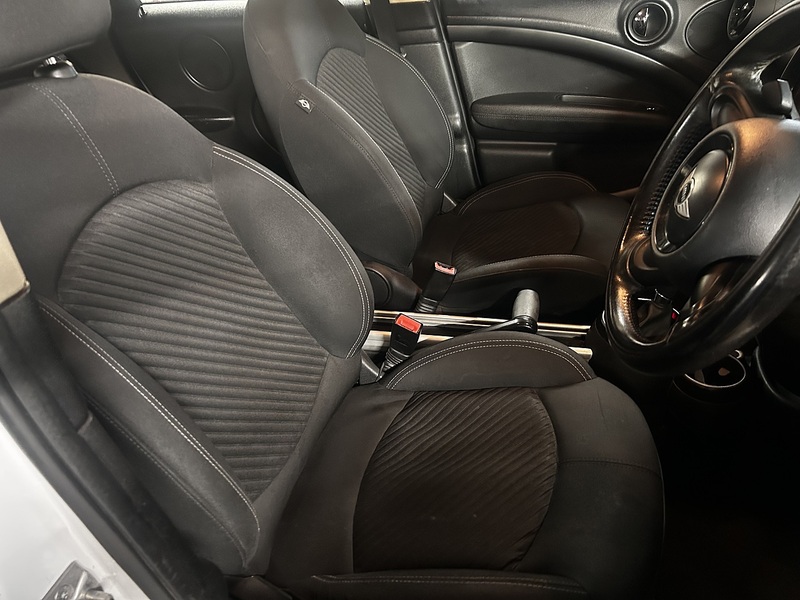 MINI 2.0 Cooper SD SUV 5dr Diesel Auto Euro 5 (143 ps)