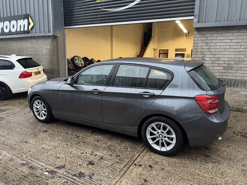 BMW 2.0 118d SE Hatchback 5dr Diesel Auto Euro 5 (s/s) (143 ps)