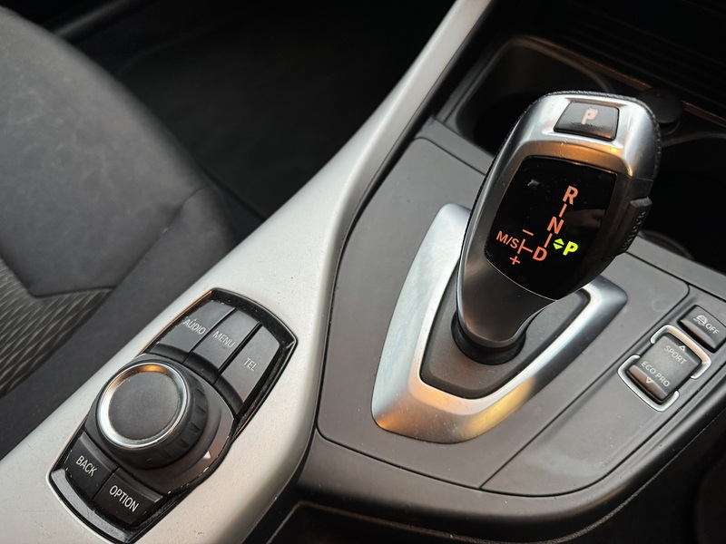 BMW 2.0 118d SE Hatchback 5dr Diesel Auto Euro 5 (s/s) (143 ps)