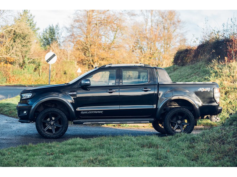 Ford 3.2 TDCi Wildtrak Pickup Double Cab 4dr Diesel Manual 4WD Euro 5 (s/s) (200 ps)