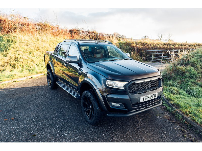 Ford 3.2 TDCi Wildtrak Pickup Double Cab 4dr Diesel Manual 4WD Euro 5 (s/s) (200 ps)