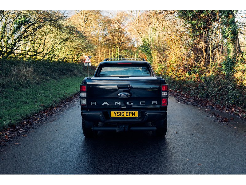 Ford 3.2 TDCi Wildtrak Pickup Double Cab 4dr Diesel Manual 4WD Euro 5 (s/s) (200 ps)