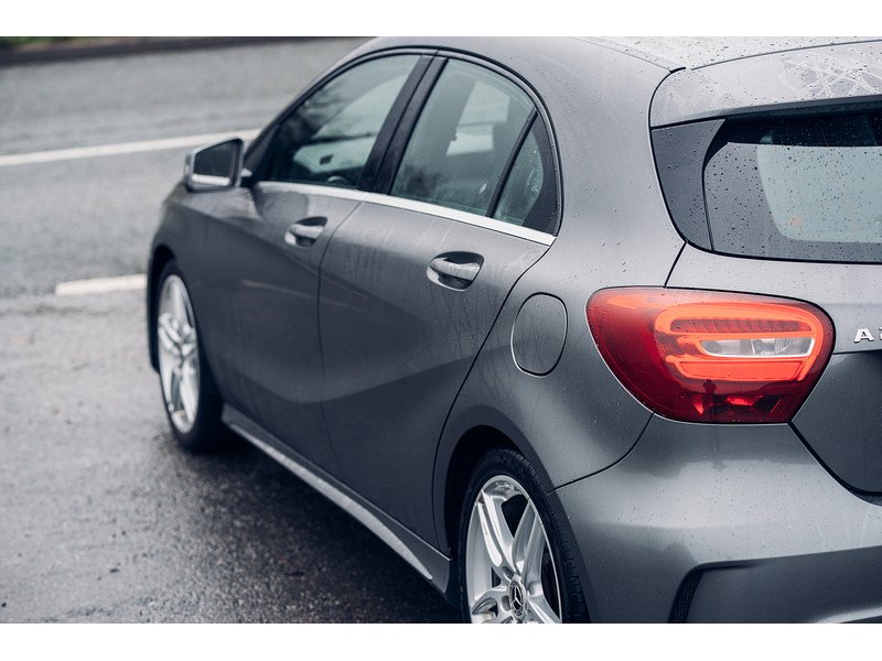 Mercedes-Benz 2.1 A200d AMG Line Hatchback 5dr Diesel 7G-DCT Euro 6 (s/s) (136 ps)