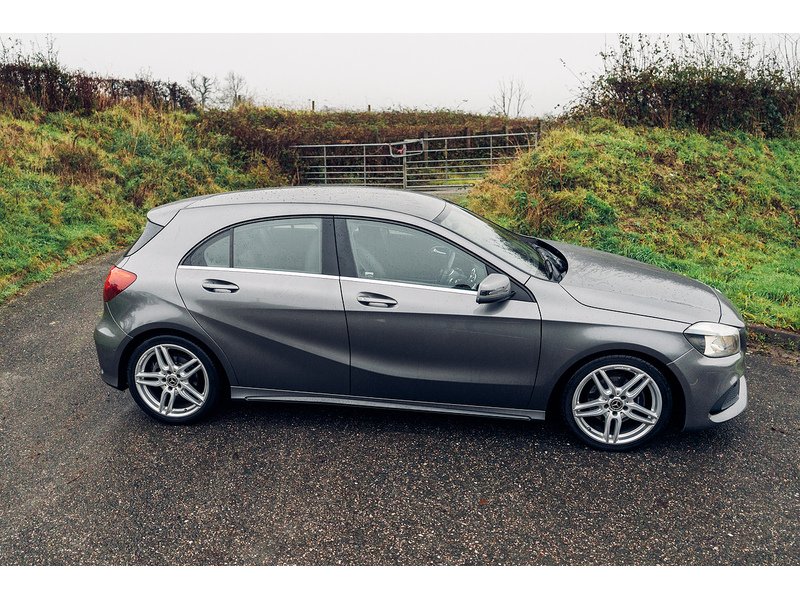 Mercedes-Benz 2.1 A200d AMG Line Hatchback 5dr Diesel 7G-DCT Euro 6 (s/s) (136 ps)
