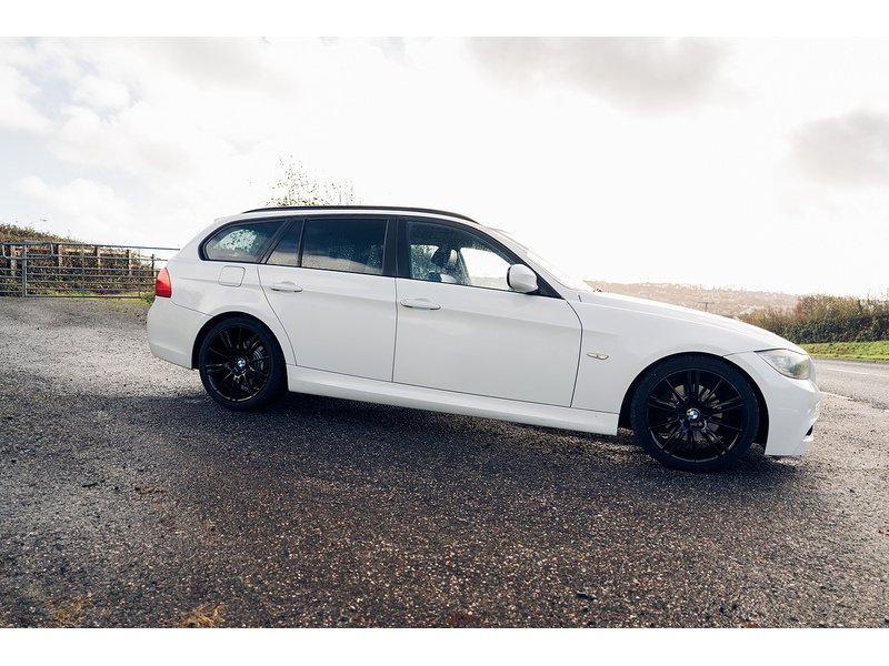 BMW 2.0 320d Sport Plus Edition Touring 5dr Diesel Manual Euro 5 (s/s) (184 ps)
