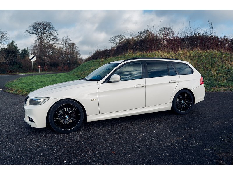 BMW 2.0 320d Sport Plus Edition Touring 5dr Diesel Manual Euro 5 (s/s) (184 ps)