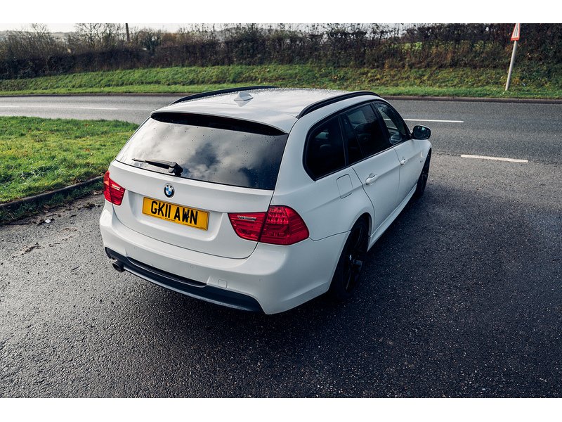 BMW 2.0 320d Sport Plus Edition Touring 5dr Diesel Manual Euro 5 (s/s) (184 ps)