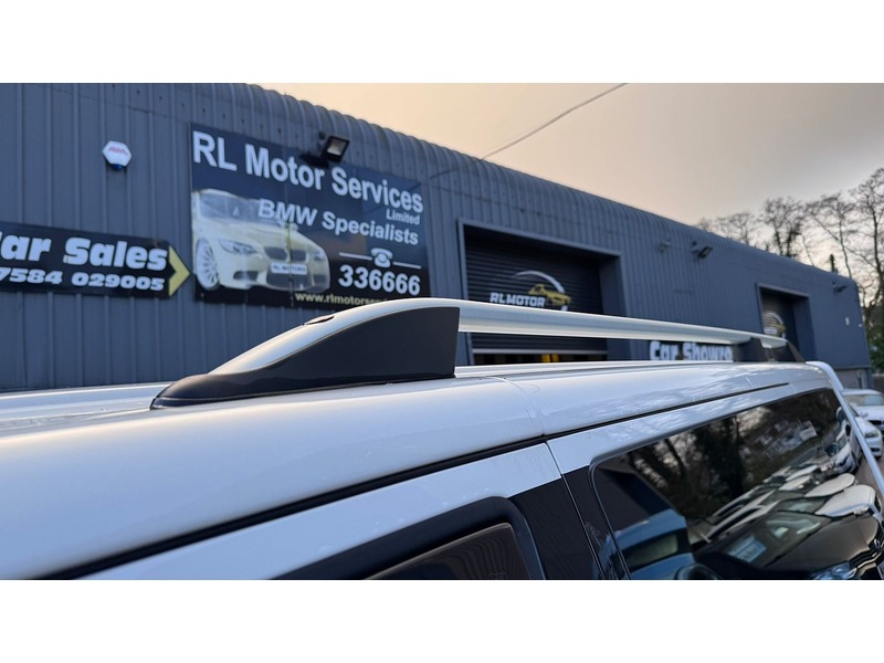 Volkswagen 2.0 TDI BlueMotion Tech Executive MPV 5dr Diesel DSG Euro 6 (s/s) (150 ps)