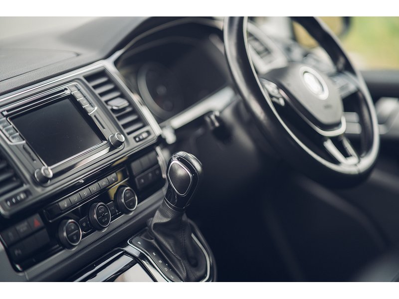 Volkswagen 2.0 TDI BlueMotion Tech Executive MPV 5dr Diesel DSG Euro 6 (s/s) (150 ps)