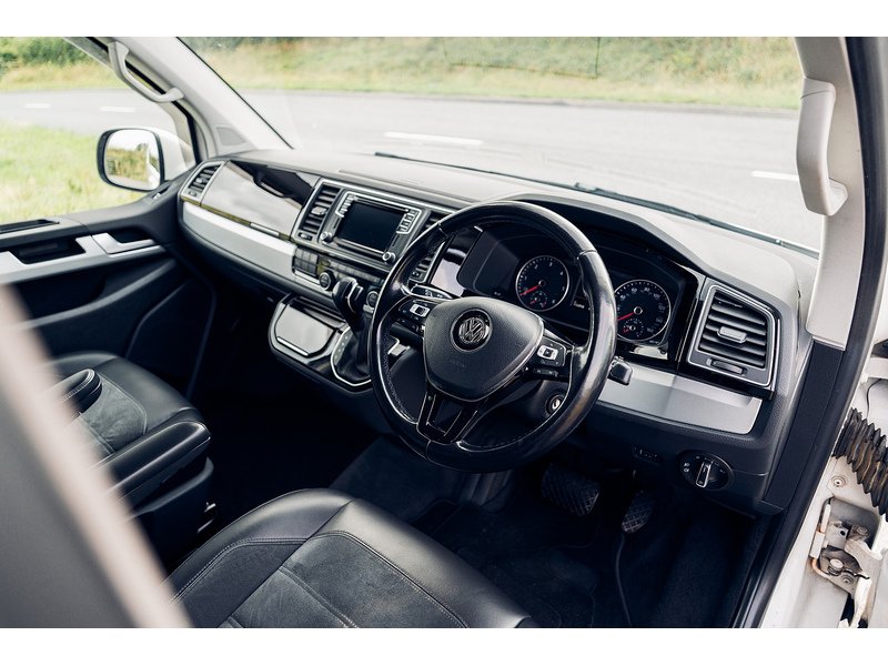 Volkswagen 2.0 TDI BlueMotion Tech Executive MPV 5dr Diesel DSG Euro 6 (s/s) (150 ps)