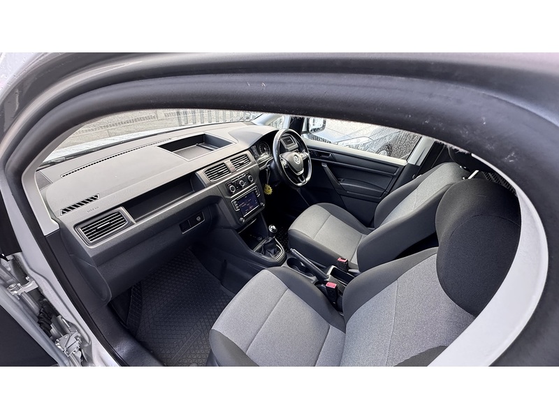 Volkswagen 2.0 TDI C20 BlueMotion Tech Highline Panel Van 5dr Diesel Manual SWB Euro 6 (s/s) (102 ps)