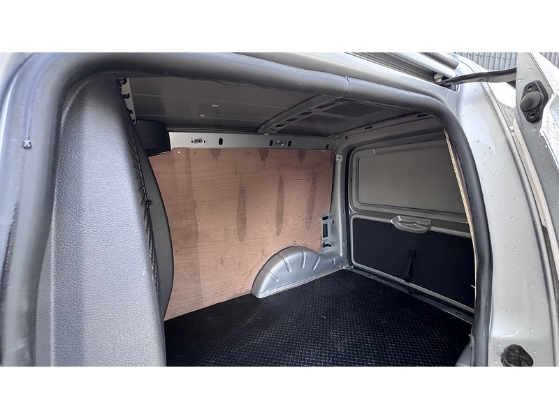 Volkswagen 2.0 TDI C20 BlueMotion Tech Highline Panel Van 5dr Diesel Manual SWB Euro 6 (s/s) (102 ps)