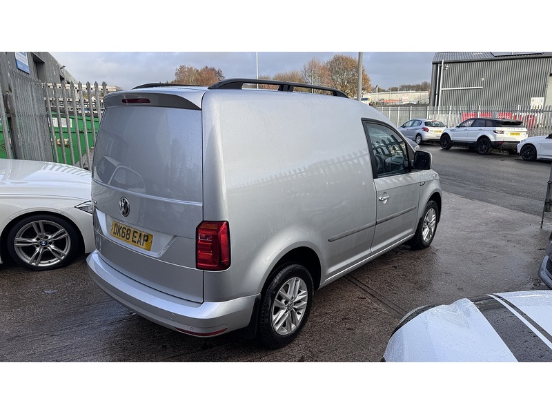 Volkswagen 2.0 TDI C20 BlueMotion Tech Highline Panel Van 5dr Diesel Manual SWB Euro 6 (s/s) (102 ps)