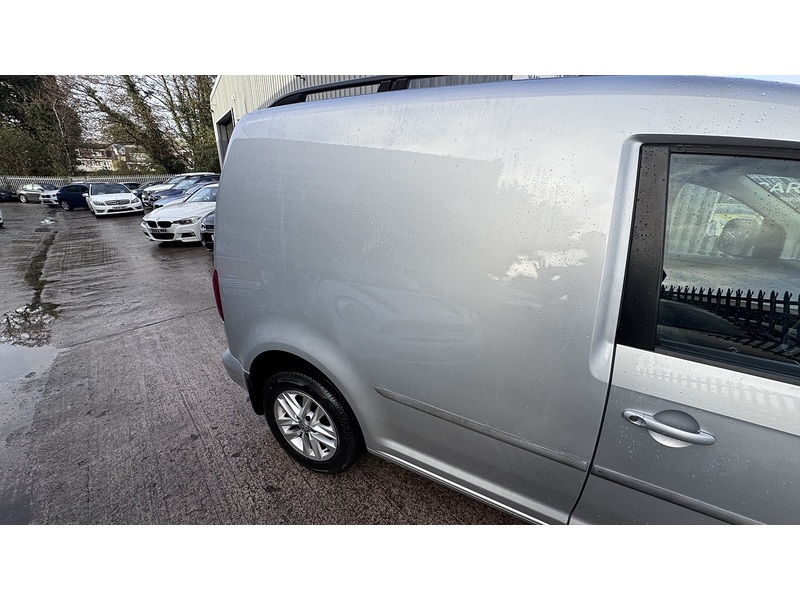 Volkswagen 2.0 TDI C20 BlueMotion Tech Highline Panel Van 5dr Diesel Manual SWB Euro 6 (s/s) (102 ps)