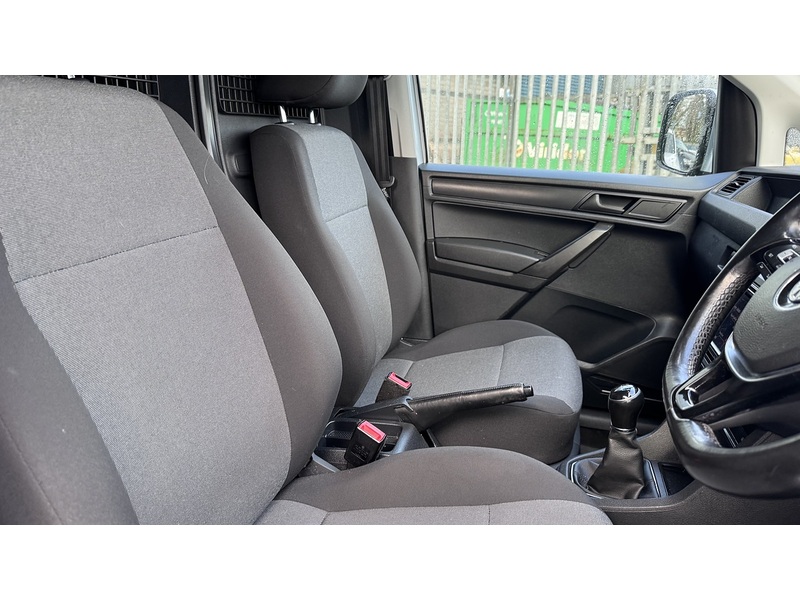 Volkswagen 2.0 TDI C20 BlueMotion Tech Highline Panel Van 5dr Diesel Manual SWB Euro 6 (s/s) (102 ps)