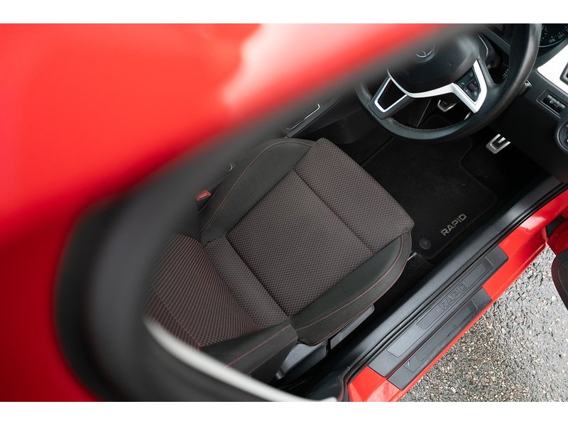 Skoda 1.6 TDI SE Sport Hatchback 5dr Diesel Manual Euro 5 (105 ps)