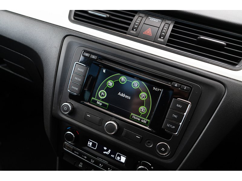 Skoda 1.6 TDI SE Sport Hatchback 5dr Diesel Manual Euro 5 (105 ps)