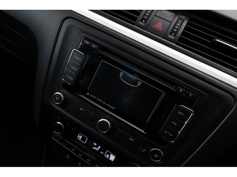 Skoda 1.6 TDI SE Sport Hatchback 5dr Diesel Manual Euro 5 (105 ps)