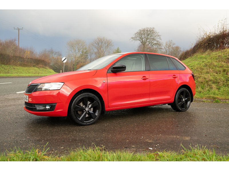 Skoda 1.6 TDI SE Sport Hatchback 5dr Diesel Manual Euro 5 (105 ps)
