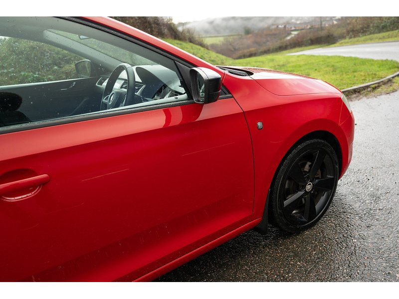 Skoda 1.6 TDI SE Sport Hatchback 5dr Diesel Manual Euro 5 (105 ps)