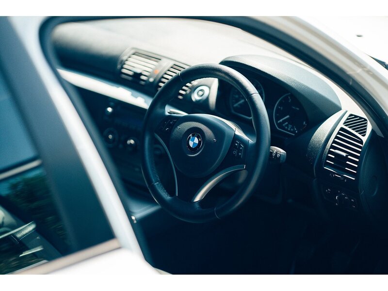 BMW 2.0 116d Sport Hatchback 5dr Diesel Manual Euro 4 (116 ps)