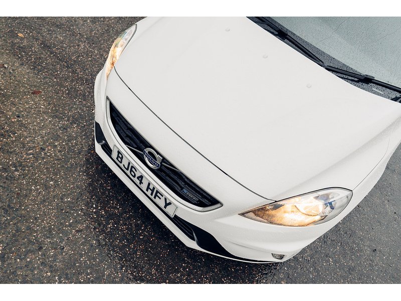 Volvo 1.6 D2 R-Design Hatchback 5dr Diesel Manual Euro 5 (s/s) (115 ps)