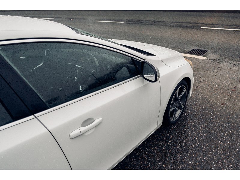 Volvo 1.6 D2 R-Design Hatchback 5dr Diesel Manual Euro 5 (s/s) (115 ps)