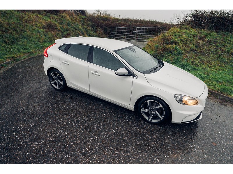Volvo 1.6 D2 R-Design Hatchback 5dr Diesel Manual Euro 5 (s/s) (115 ps)