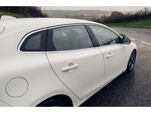 1.6 D2 R-Design Hatchback 5dr Diesel Manual Euro 5 (s/s) (115 ps)