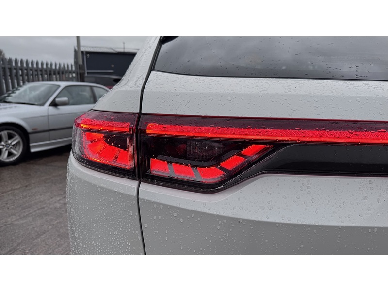 Honda 1.5 h i-MMD Advance SUV 5dr Petrol Hybrid CVT Euro 6 (s/s) (131 ps)