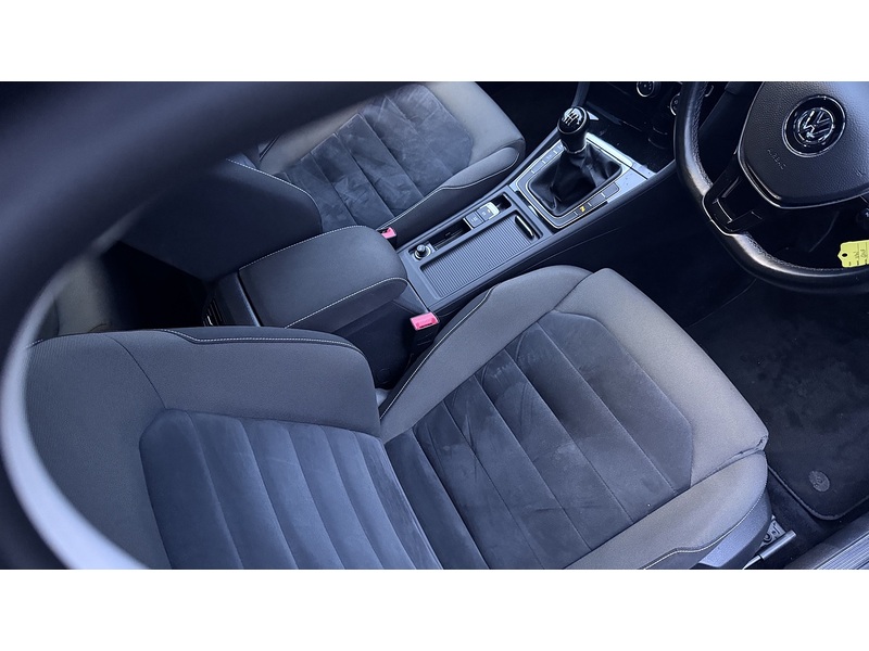 Volkswagen 2.0 TDI BlueMotion Tech GT Hatchback 5dr Diesel Manual Euro 5 (s/s) (150 ps)