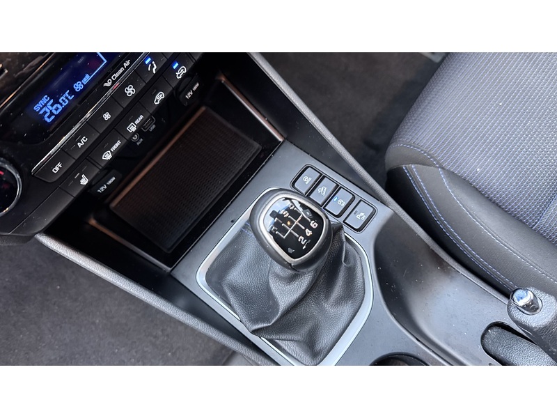 Hyundai 1.7 CRDi Blue Drive SE Nav SUV 5dr Diesel Manual Euro 6 (s/s) (116 ps)