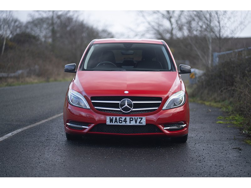 Mercedes-Benz 1.8 B200 CDI Sport MPV 5dr Diesel 7G-DCT Euro 5 (s/s) (136 ps)