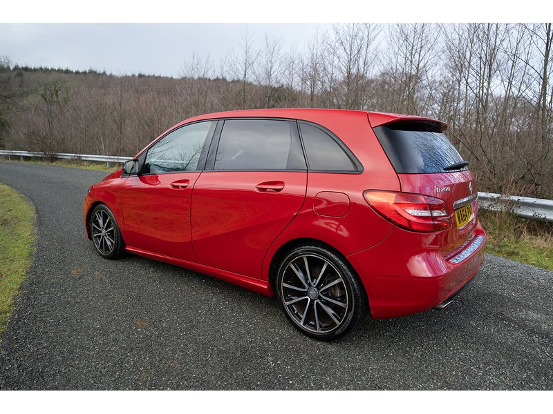 Mercedes-Benz 1.8 B200 CDI Sport MPV 5dr Diesel 7G-DCT Euro 5 (s/s) (136 ps)
