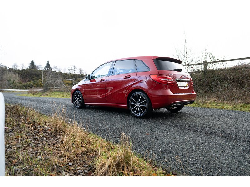 Mercedes-Benz 1.8 B200 CDI Sport MPV 5dr Diesel 7G-DCT Euro 5 (s/s) (136 ps)