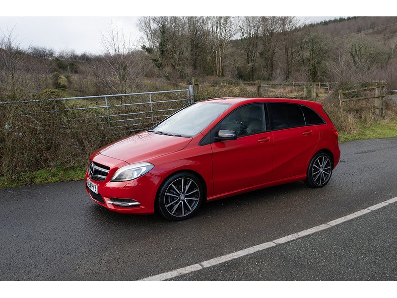 Mercedes-Benz 1.8 B200 CDI Sport MPV 5dr Diesel 7G-DCT Euro 5 (s/s) (136 ps)