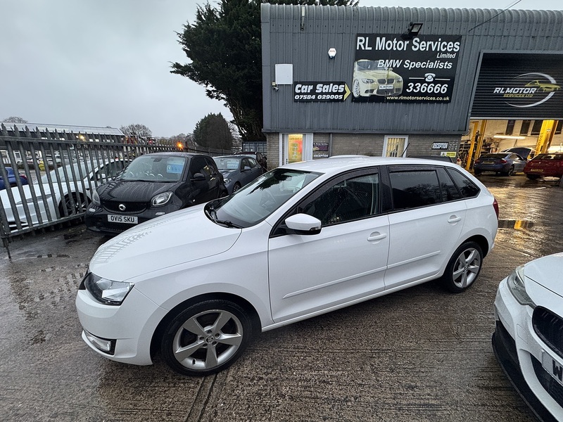Skoda 1.6 TDI SE Tech Hatchback 5dr Diesel Manual Euro 6 (s/s) (115 ps)