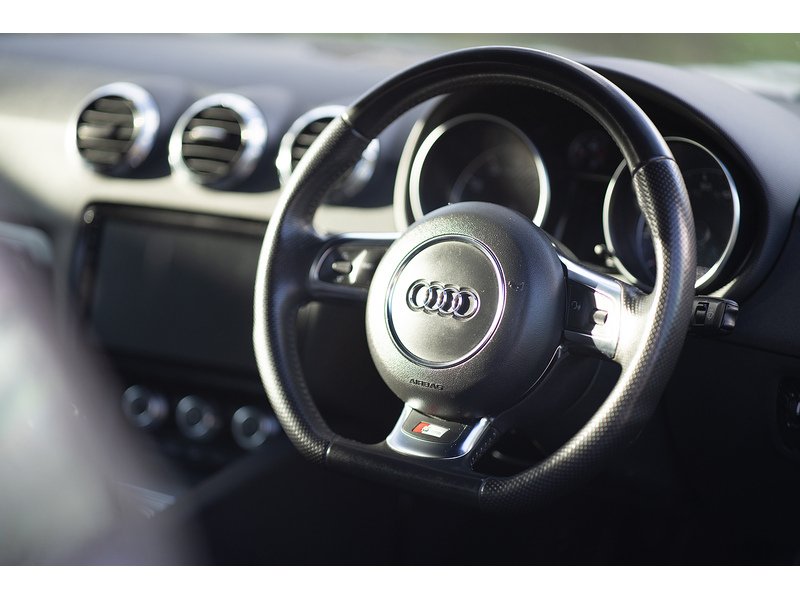 Audi 2.0 TFSI S line Coupe 3dr Petrol Manual Euro 5 (s/s) (211 ps)