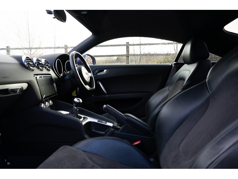 Audi 2.0 TFSI S line Coupe 3dr Petrol Manual Euro 5 (s/s) (211 ps)