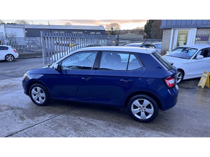 Skoda 1.2 TSI SE Hatchback 5dr Petrol Manual Euro 6 (s/s) (90 ps)