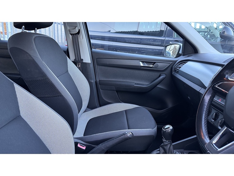 Skoda 1.2 TSI SE Hatchback 5dr Petrol Manual Euro 6 (s/s) (90 ps)