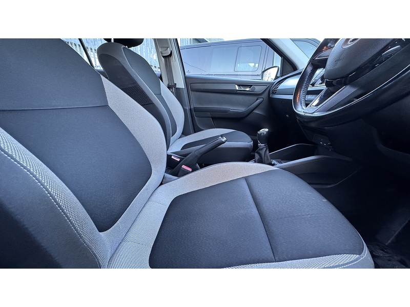 Skoda 1.2 TSI SE Hatchback 5dr Petrol Manual Euro 6 (s/s) (90 ps)