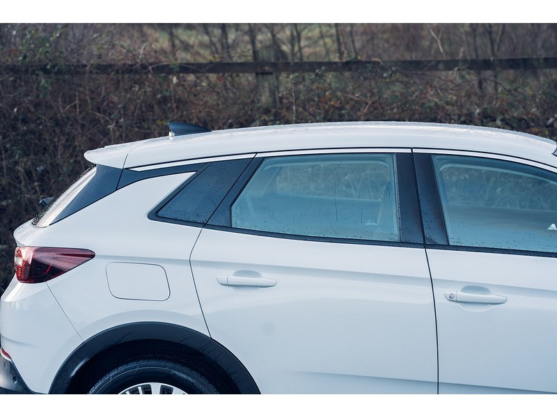 Vauxhall 1.5 Turbo D Business Edition Nav SUV 5dr Diesel Manual Euro 6 (s/s) (130 ps)